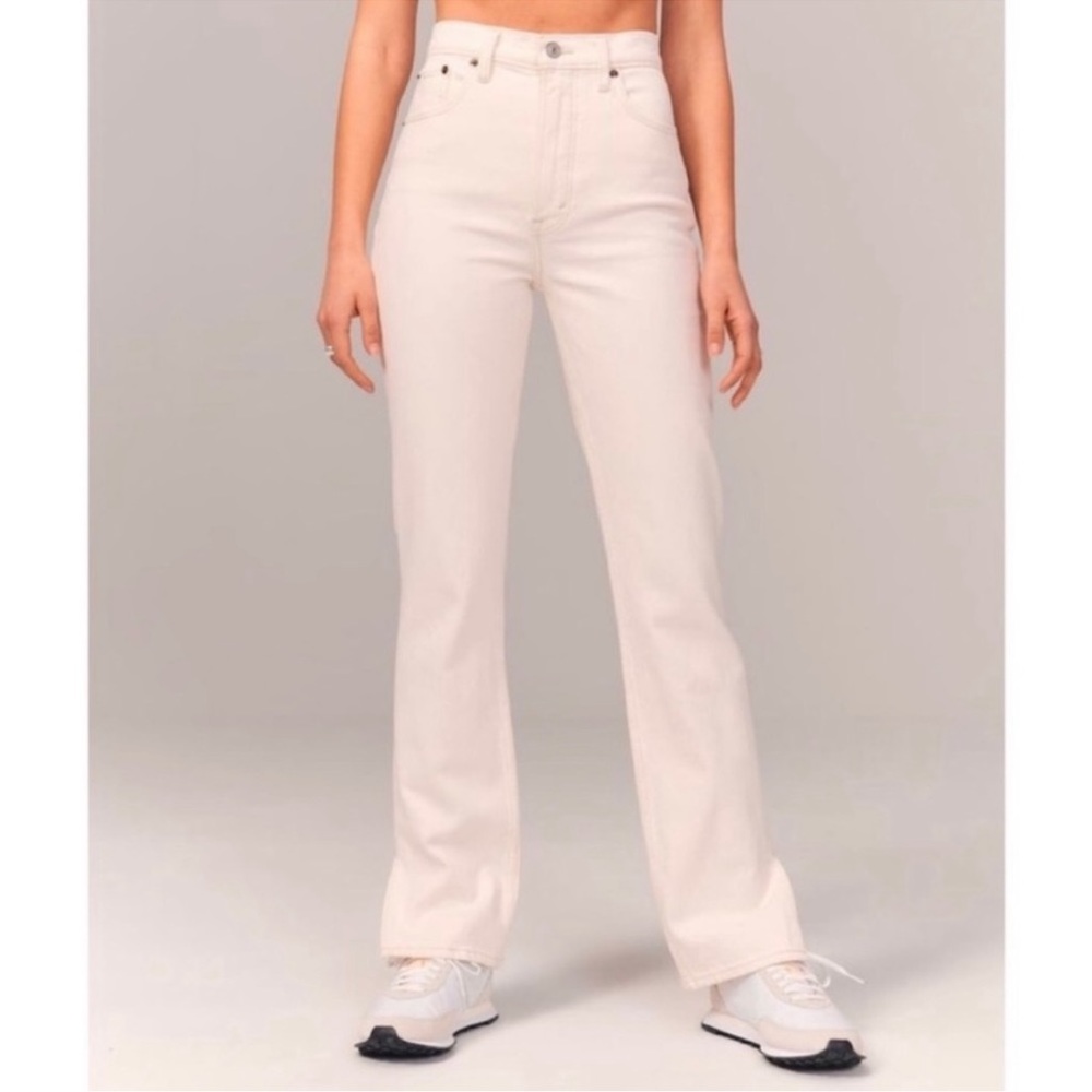 Abercrombie Ultra High Rose 90s Straight Jeans in Cream White - 25 Short